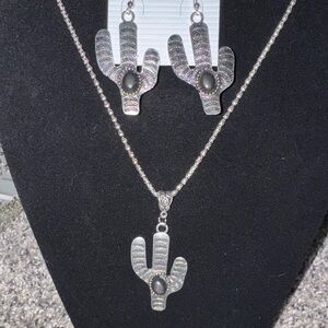 Cactus Design Jewelry Set